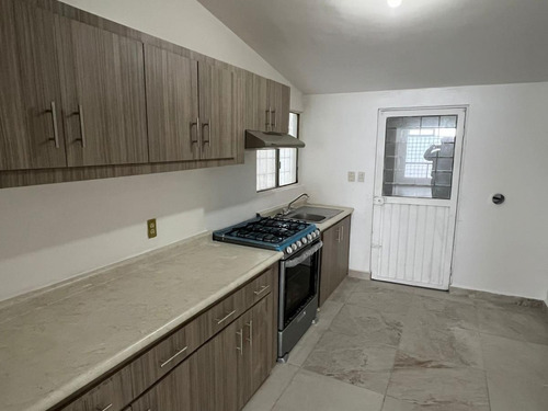 Imagen 1 de 12 de Casa Sola En Renta Torreón Residencial