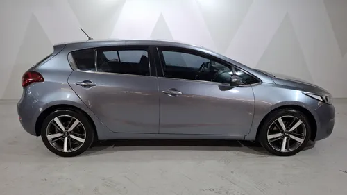 Kia Forte 2.0 SX MT