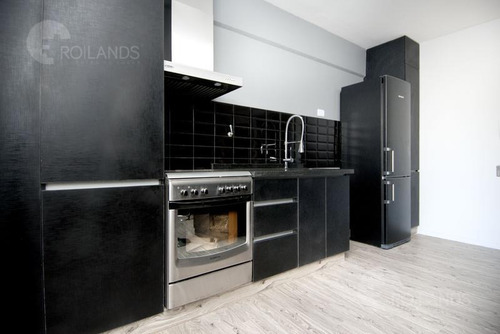 Venta Departamento Duplex 3 Ambientes Con Balcón Y Parrilla Saavedra