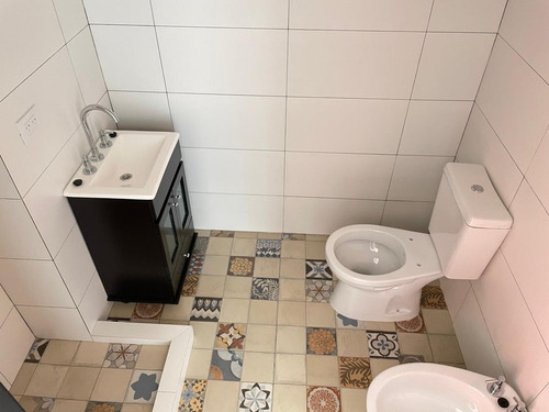 Amplio Monoambiente De 50 M2 - Condominio Patio (copa)
