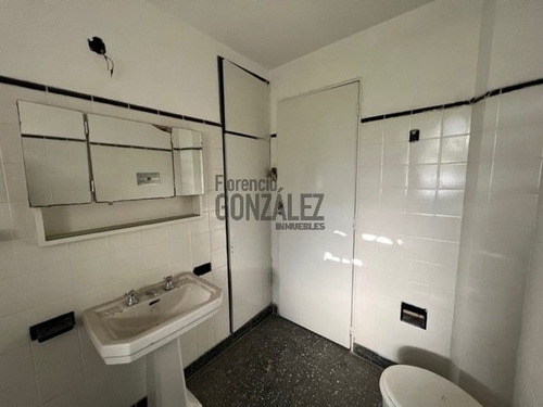 Imagen 15 de 23 de Piso Unico - A Mejorar - Oportunidad