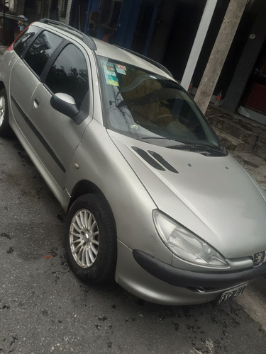 Peugeot 206 1.6 Sw Xr Confort