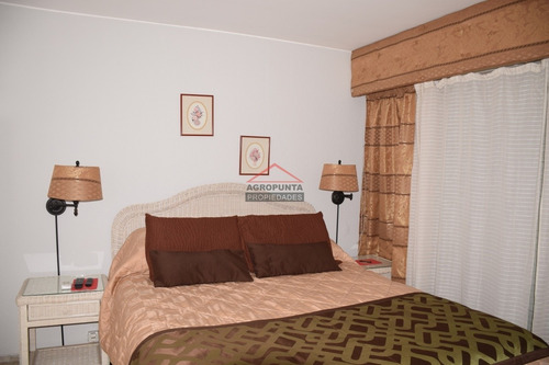 Apartamento Muy Cómodo En Alquiler De Temporada - Ref: 4979