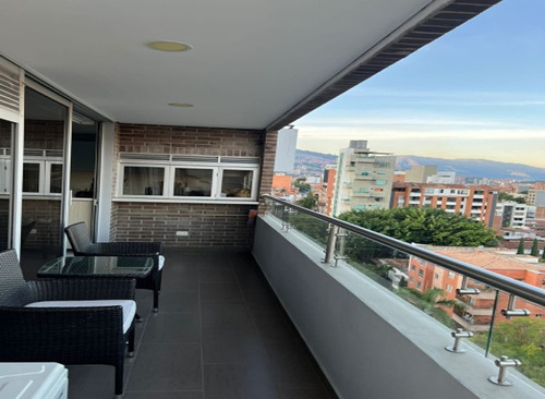 Apartamento En Venta La Castellana Medellin