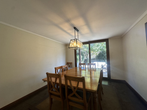 En Condominio Caminable Al Santiago College