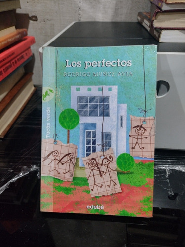 Los Perfectos Rodrigo Muñoz Avía Rp18