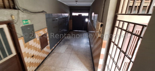 Edificio Comercial En Venta San Martin Mls #24-27982 Bm