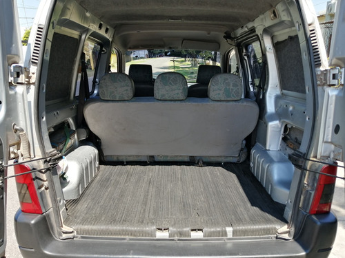 Imagen 8 de 8 de Citroën Berlingo 2010 1.4 Aa