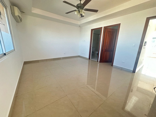 Penthouse En Bella Vista Sur