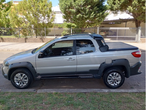 Imagen 13 de 22 de Fiat Strada 1.6 Adventure Cd Pack Top Locker 2018