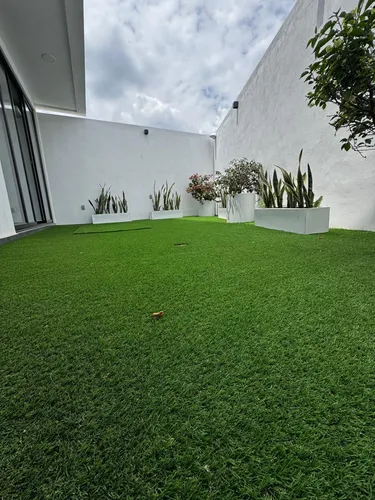 Casa En Venta En Villas Zacango, Metepec: Oportunidad En Zona Residencial