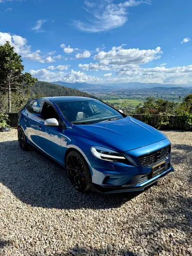 Volvo V40 2.0 T4 Drive-e R-design