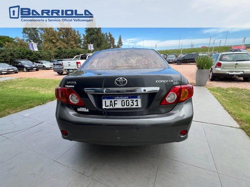 Toyota Corolla -