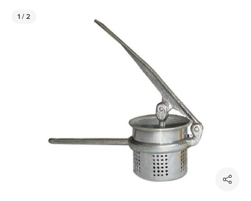 Imagem 1 de 3 de Espremedor De Batata Manual Em Metal Cozinha
