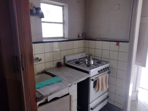 Casa Dos Dormitorios Ciudad De Azul A La Venta