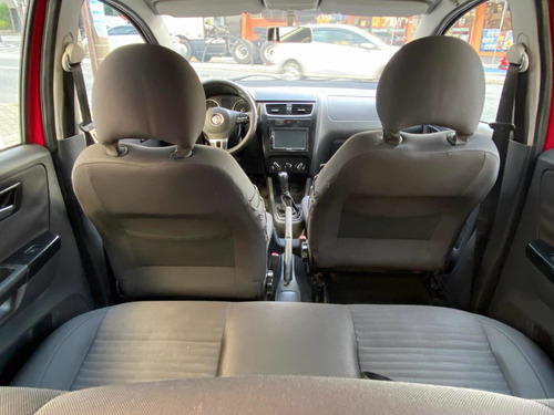 Imagem 9 de 14 de Volkswagen Crossfox 2011 1.6 Vht Total Flex 5p