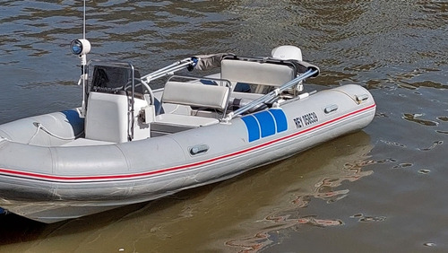 Imagen 5 de 15 de Semirrígido Bahamas 5.1 Evinrude Etec 90 Hp . Impec.