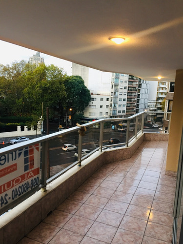 Imagen 1 de 24 de Gran Apto 3 Dorm Y Servicio. Parrillero De Uso Exclusivo. Garaje X2