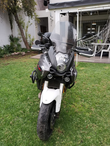 Benelli Tnt 600 Gt Año 2017. 22.000 Km Excelen Con Accesorio