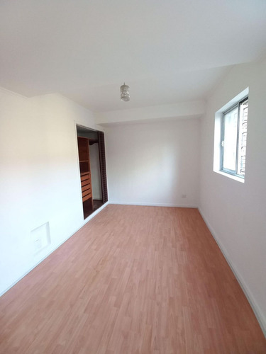 ¡oportunidad! 2d 1b 1e Amplio Departamento Santiago Centro