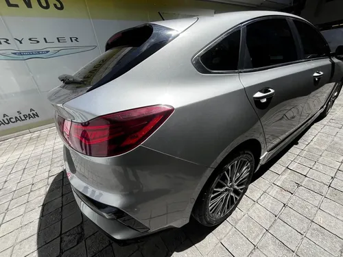 Kia Forte 2.0 GT Line 4p At