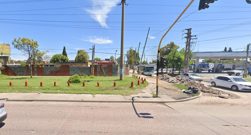Importante Esquina Sobre Avenida Pasco