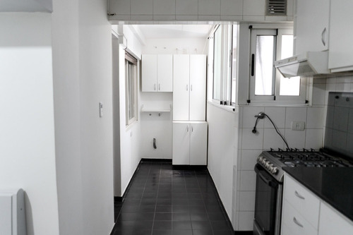 Imagen 8 de 17 de Departamento 4 Ambientes 97 M² Al Frente C/ Cochera