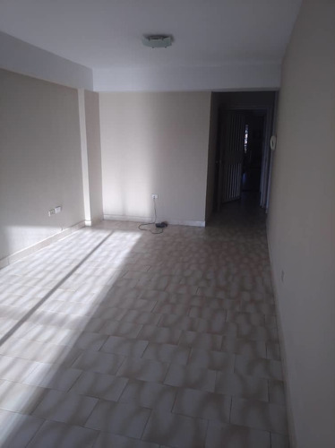 Imagen 8 de 8 de Apartamento En Alquiler En El Bosque Las Delicias Maracay