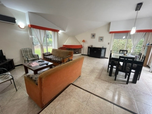 Imagen 6 de 9 de Venta - Casa A Reformar En Barrio Los Rosales - Canning