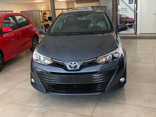 Imagen 5 de 18 de Toyota Yaris 4p Xls Cvt My 2022 Reserva De Cupo Mr