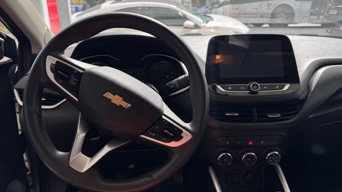 Chevrolet Onix plus 1.0 Lt 4p