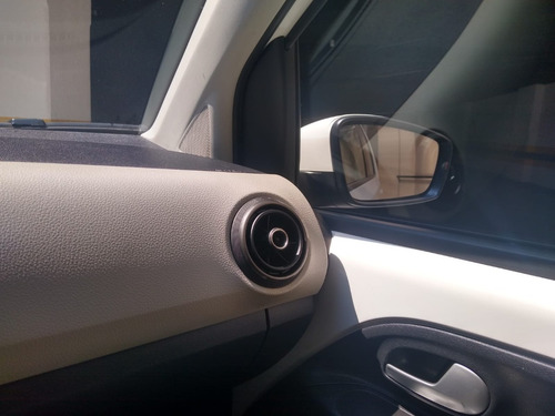 Imagem 11 de 14 de Volkswagen Up! Tsi Stg2