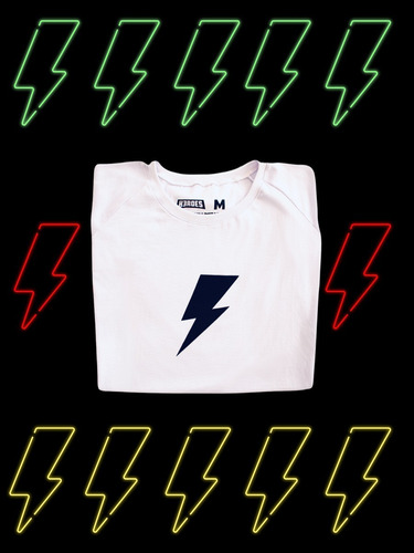 Imagen 2 de 7 de Playera Rayo Negro Colección Neón Slimfit Mujer