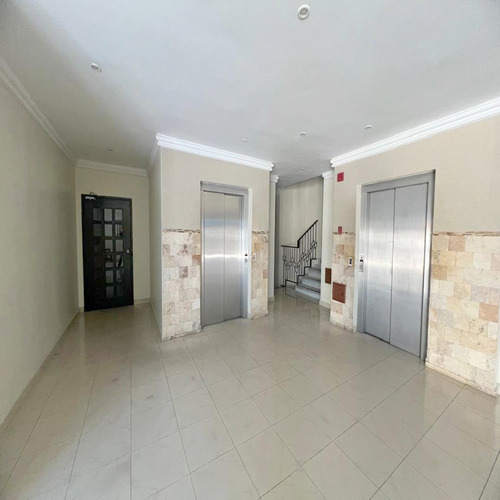 Apartamento En Valencia,la Trigaleña, Residencias Vahia Dorada. Ina-882 Tp