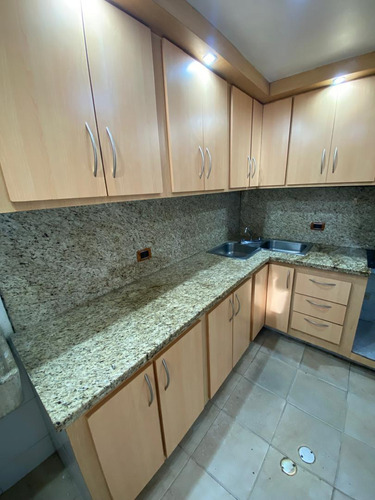 *apto En Alquiler O Venta Semi-amoblado En San Diego. An