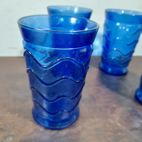 Imagem 2 de 3 de Jogo 4 Copo Azul Cobalto Cisper 250 Ml Bom Estado. Antigo
