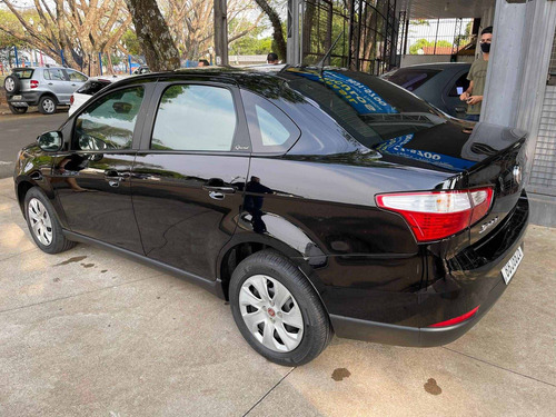 Imagem 2 de 10 de Fiat Grand Siena 1.4 Mpi Attractive 8v Flex 4p Manual