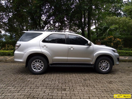 Toyota Fortuner 3.0 Sr5