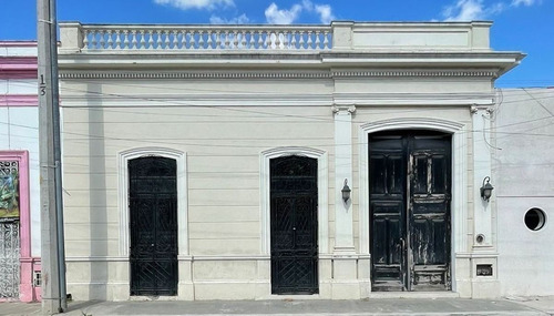 Casona Colonial A Dos Cuadras Del Parque De La Mejorada