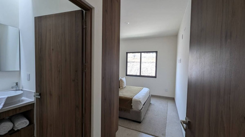 Desarrollo Residencial En Misión Schoenstatt, 3 Modelos De Casas De Lujo!