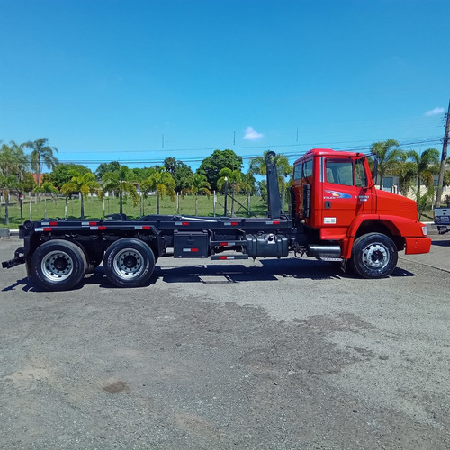 Mb 1620 05/05 Truck 6x2 Roll On Off / Vermelho