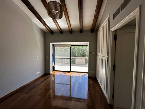 Casa En Venta En Dalvian Sa
