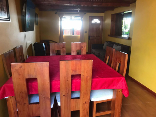 Imagen 2 de 19 de Casa En Comuna La Reina, Villa La Reina, Cuenta Con 2 Casas