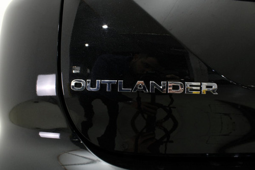Mitsubishi Outlander 4x4 2.5 Suv At 7 Plazas 2024 0km