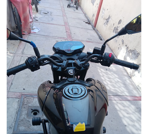 Pulsar Bajaj N250 2024 + Slider Crash + Alarma Protec