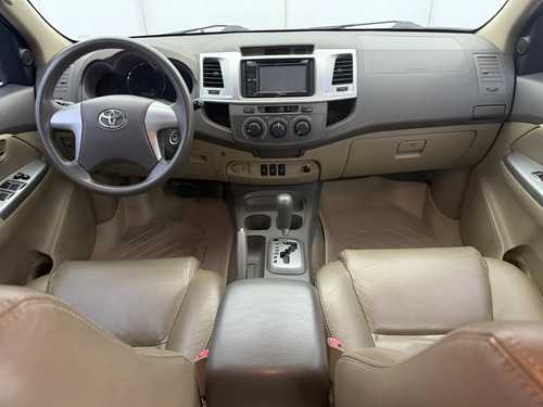 Toyota Fortuner 2.7L 4X4 At