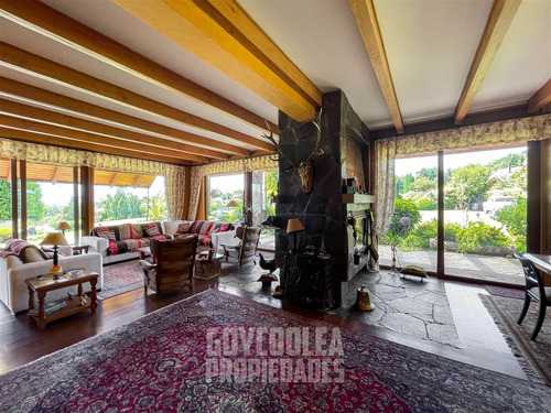 Casa En Venta En Pucón