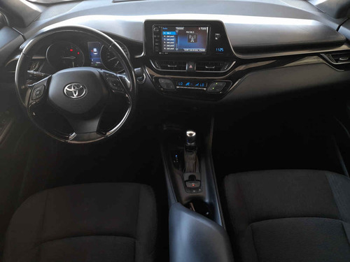 Imagen 12 de 15 de Toyota C-hr 2019 4p Cvt L4/2.0 Aut