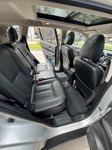 Nissan X-Trail 2.5 Exclusive 3 Row Cvt
