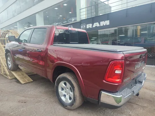 RAM 1500 3.6 BigHorn 4x4 Hibrida